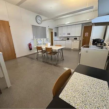 Office House Services 219 Hostel *