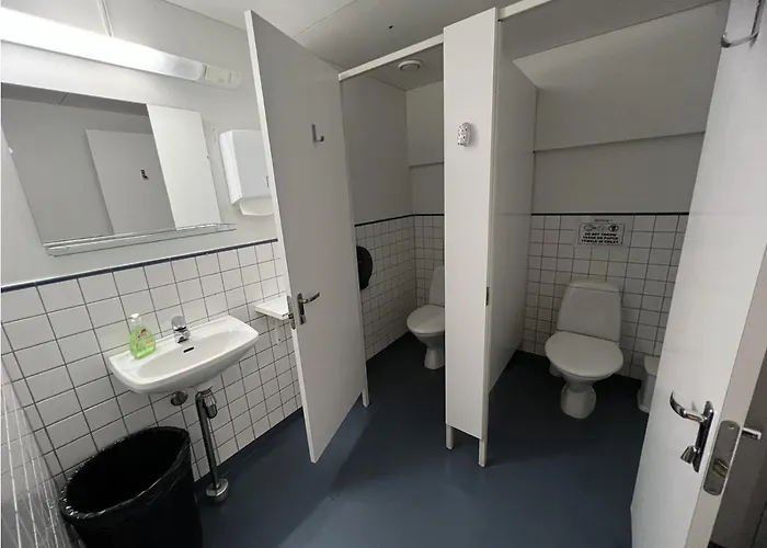 Office House Services 219 Vandrarhem *